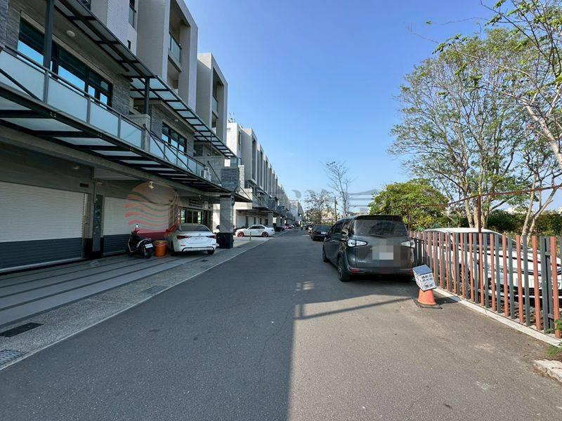 西港百戶造鎮金店面、套房,台南市西港區慶安路