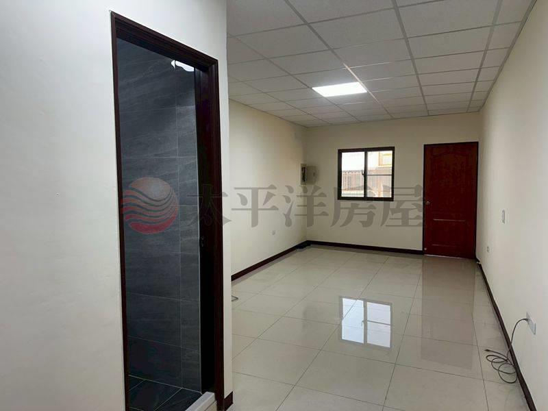 仁愛路上美店面,台南市佳里區仁愛路