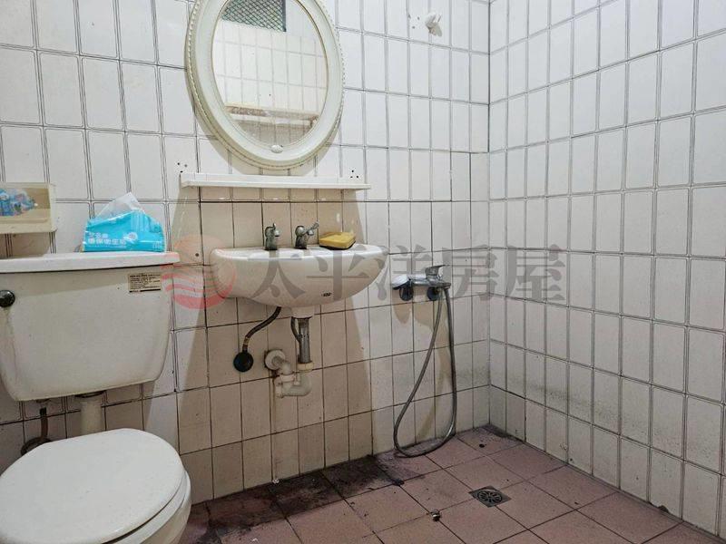 佳里果菜市場旁透天,台南市佳里區祥和二街