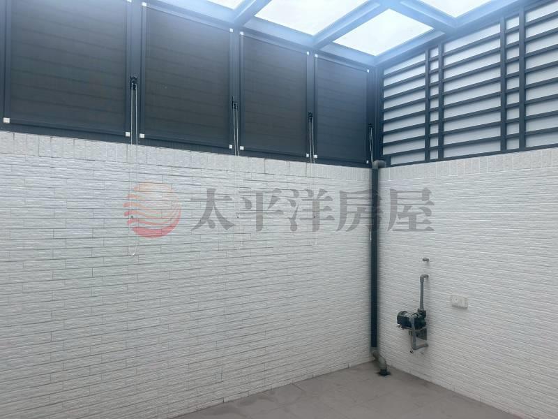 麻豆輕屋齡近全新車墅,台南市麻豆區柚安路二段