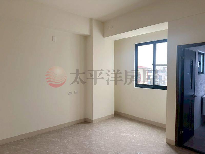 佳里全新電梯双車別墅,台南市佳里區自由街