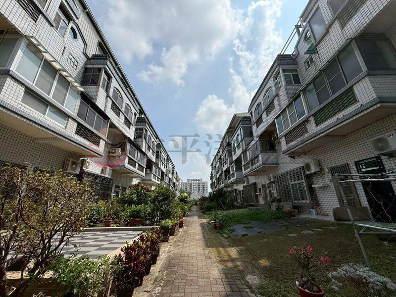 佳里福南山莊整新大地坪車墅,台南市佳里區文化西路
