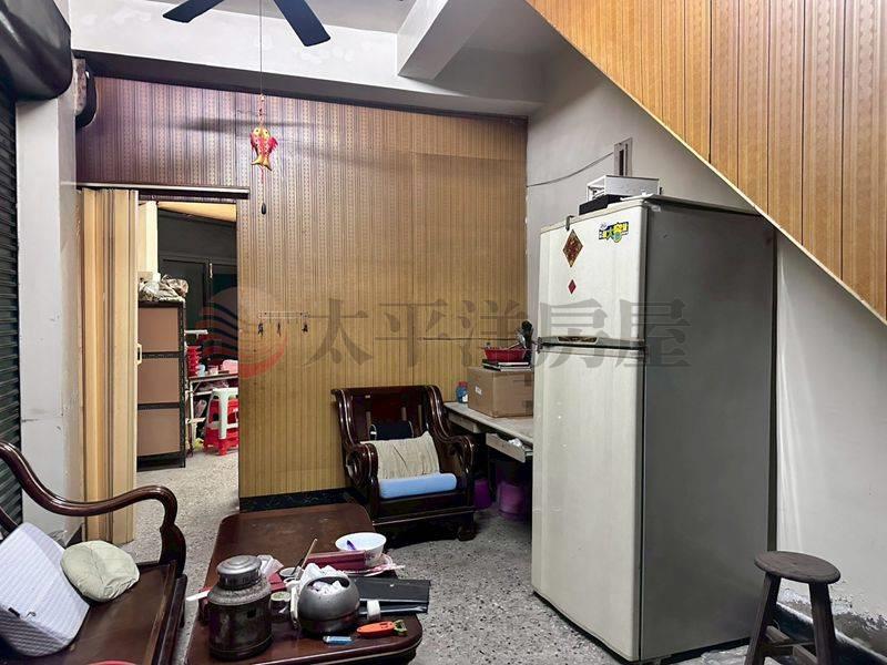 佳里大地坪角窗店住,台南市佳里區忠孝路