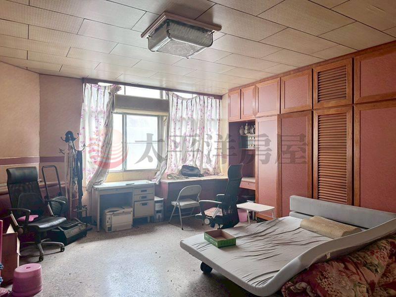 佳里大地坪角窗店住,台南市佳里區忠孝路