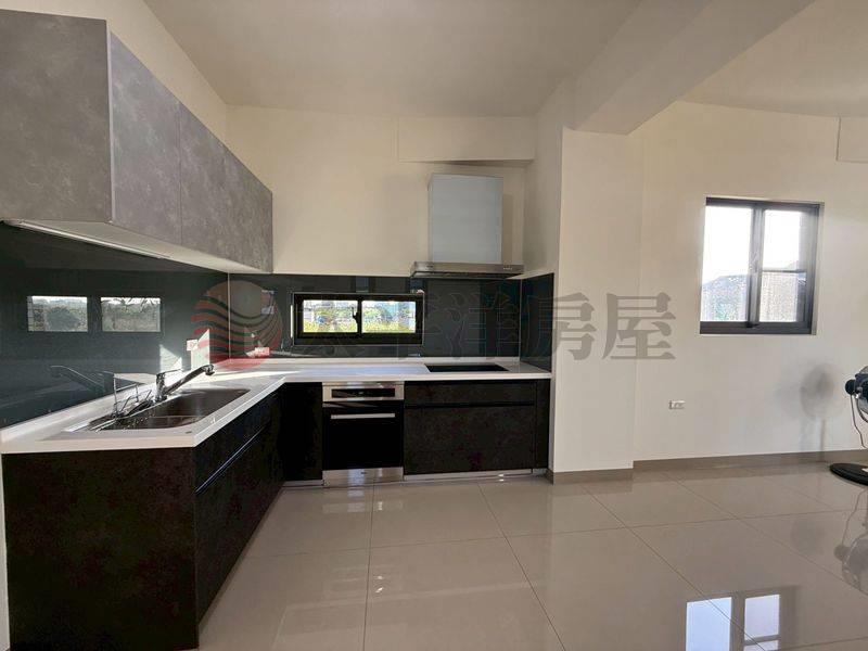 佳里齊家大面寬美車墅(B),台南市佳里區番子寮