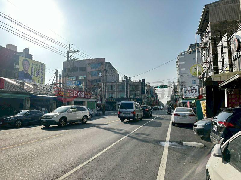 佳里商業區黃金地坪金店面,台南市佳里區文化路