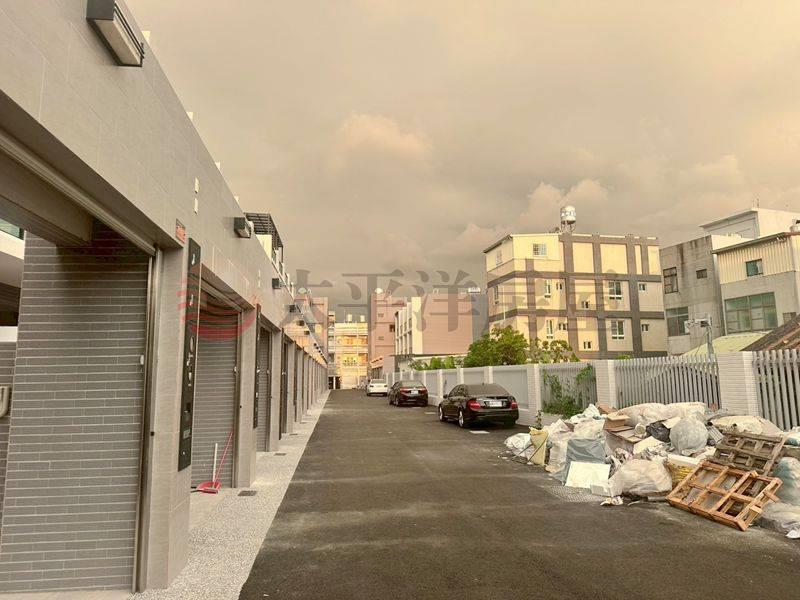佳里番子寮全新未住透天,台南市佳里區番子寮