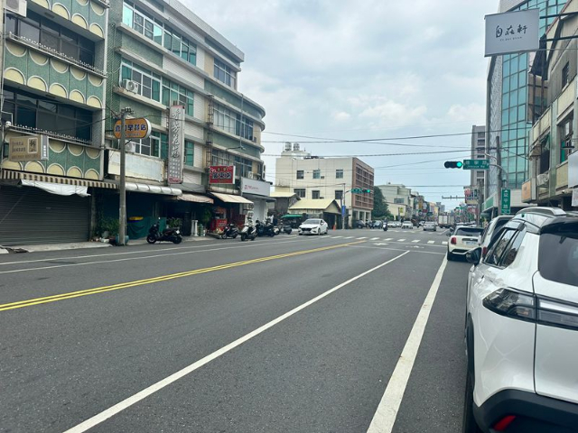 延平路邊間店面稀有釋出,台南市佳里區延平路