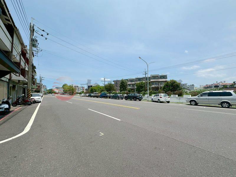 忠孝東路邊間美透天,台南市佳里區忠孝東路