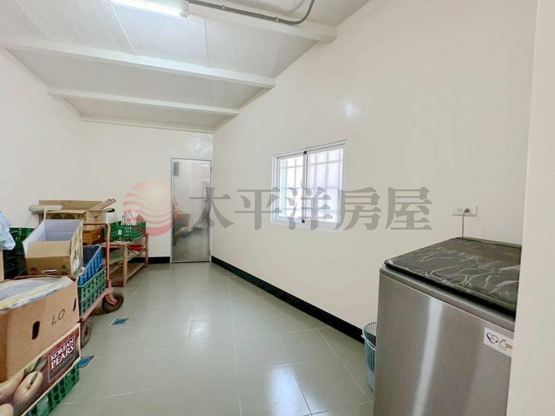 忠孝東路邊間美透天,台南市佳里區忠孝東路