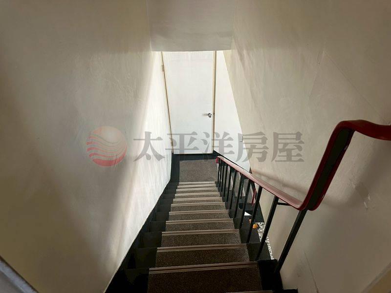 忠孝東路邊間美透天,台南市佳里區忠孝東路