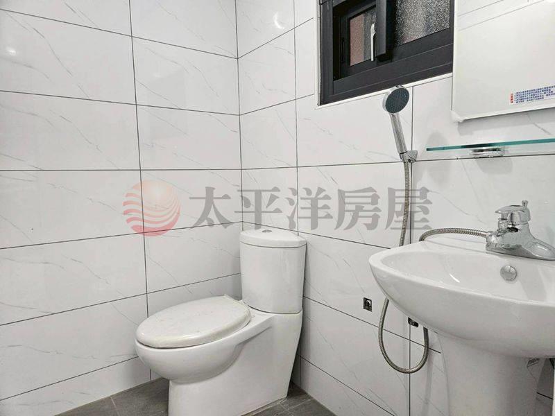 麻豆國中旁整新透天,台南市麻豆區南勢