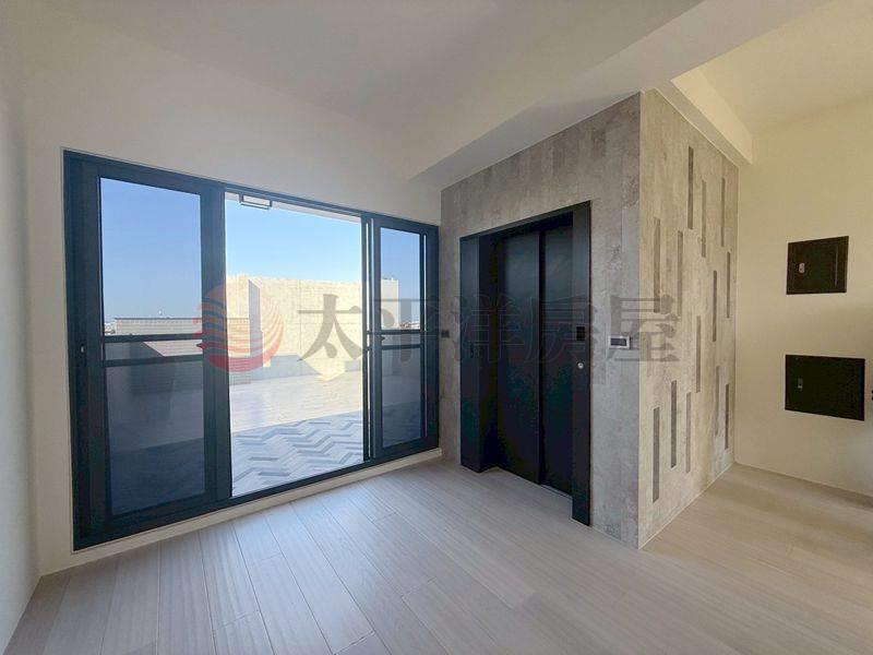 佳里都心旗艦豪墅,台南市佳里區鎮山街