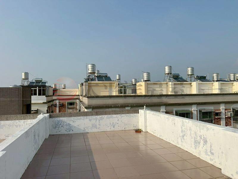 歸仁買透天送25坪建地,台南市歸仁區和順路一段