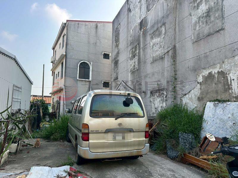 歸仁買透天送25坪建地,台南市歸仁區和順路一段