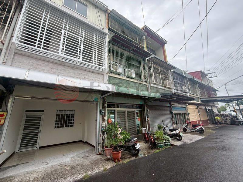 佳里星巴克旁整新2+1樓,台南市佳里區佳東路