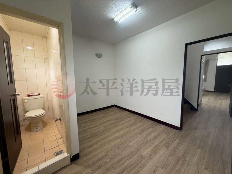 佳里星巴克旁整新2+1樓,台南市佳里區佳東路