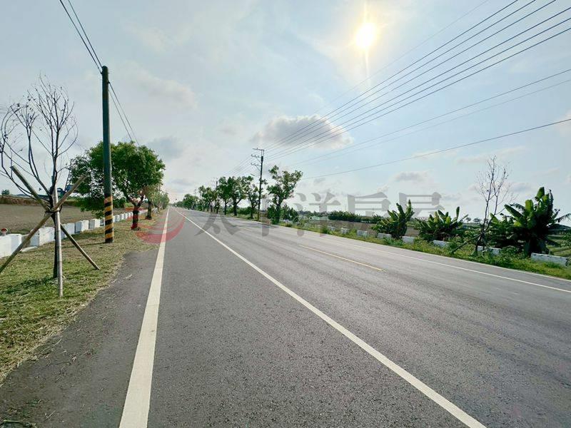 佳里大路邊雙面路美田,台南市佳里區塭子內段
